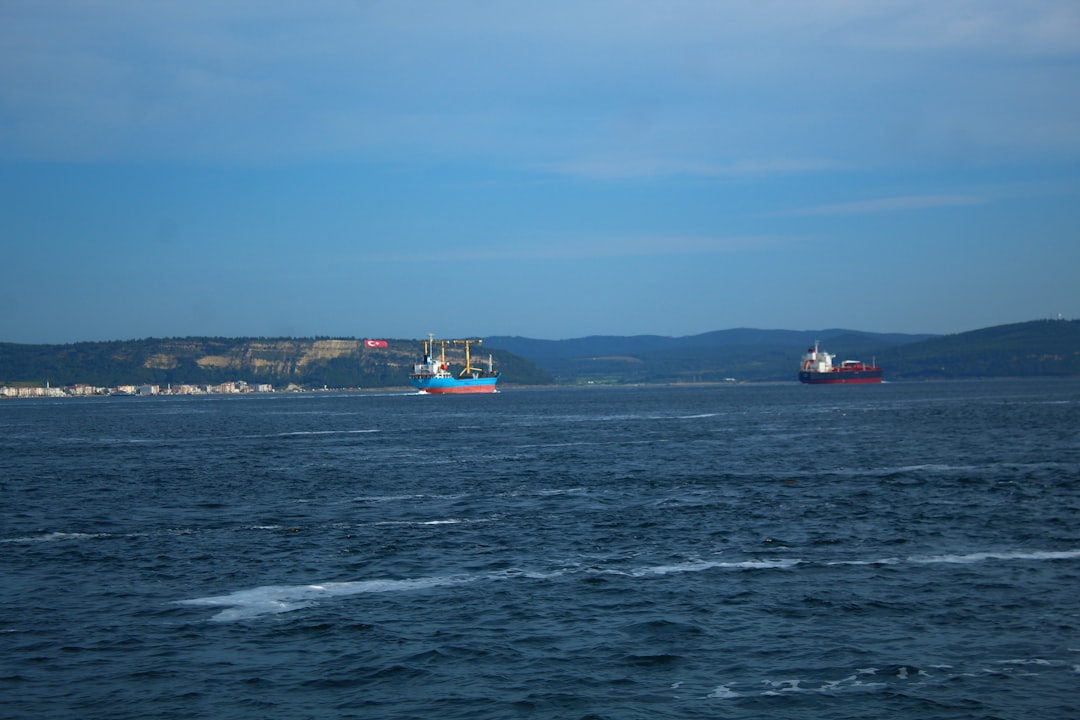 Day 16: Isfahan struck, Strait of Hormuz at the heart of the storm