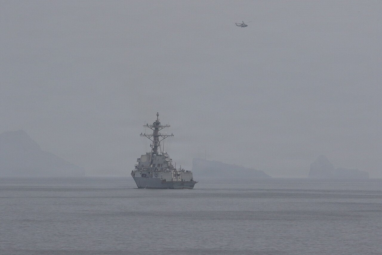 Araghchi Flies to Moscow, Hormuz Holds: Iran–US Conflict Searches for an Exit on Day 59
